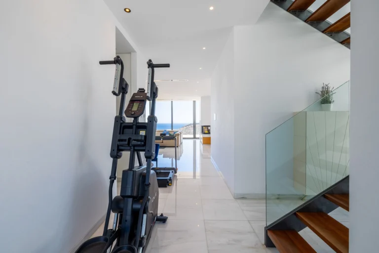 5 Bedroom House for Sale in Agios Tychonas, Limassol District