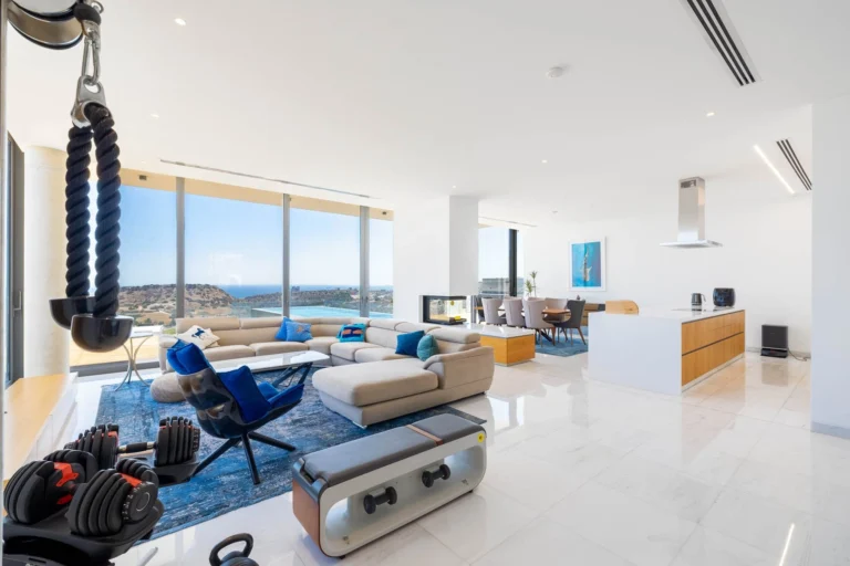 5 Bedroom House for Sale in Agios Tychonas, Limassol District