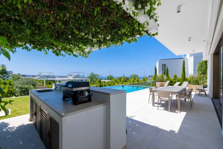 4 Bedroom House for Sale in Pegeia, Paphos District