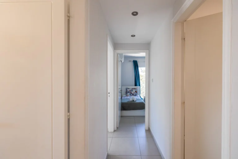 3 Bedroom Apartment for Sale in Paphos – Universal