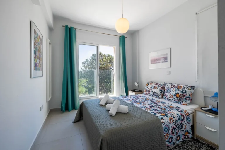 3 Bedroom Apartment for Sale in Paphos – Universal