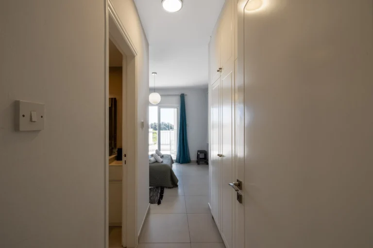 3 Bedroom Apartment for Sale in Paphos – Universal