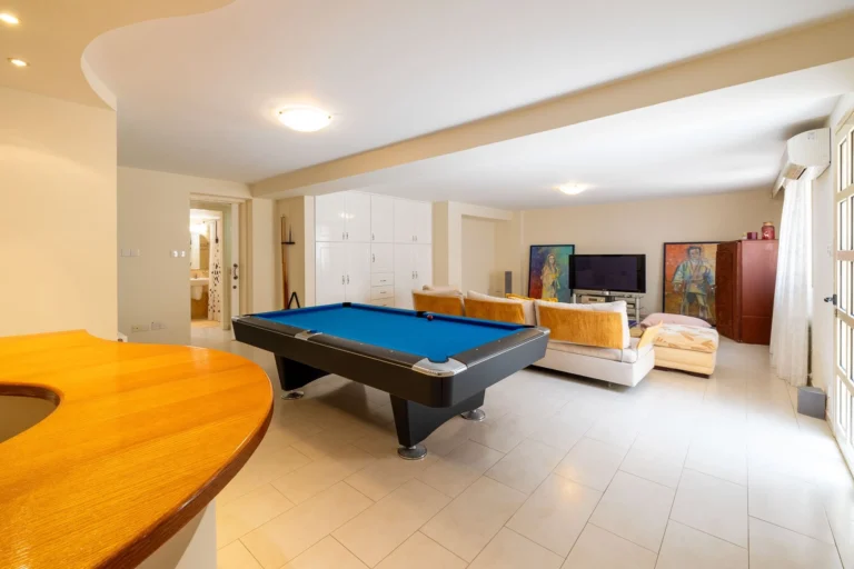 5 Bedroom House for Sale in Agios Tychonas, Limassol District