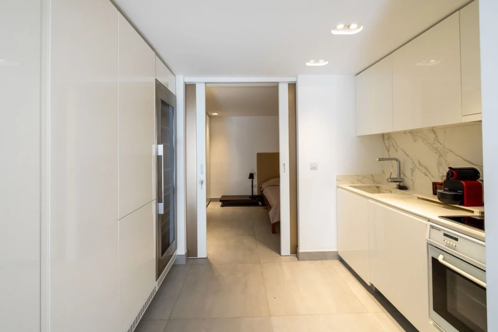 6+ Bedroom Apartment for Sale in Limassol District
