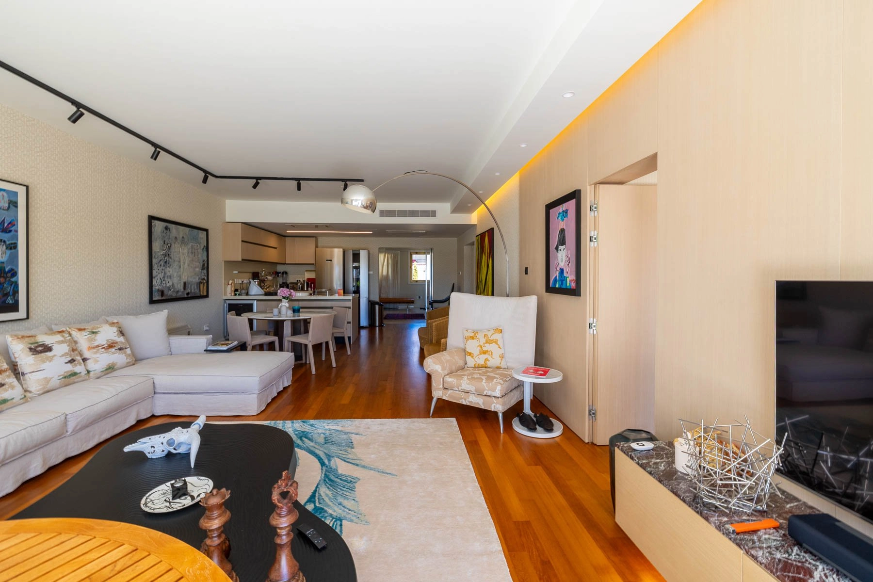 6+ Bedroom Apartment for Sale in Limassol District