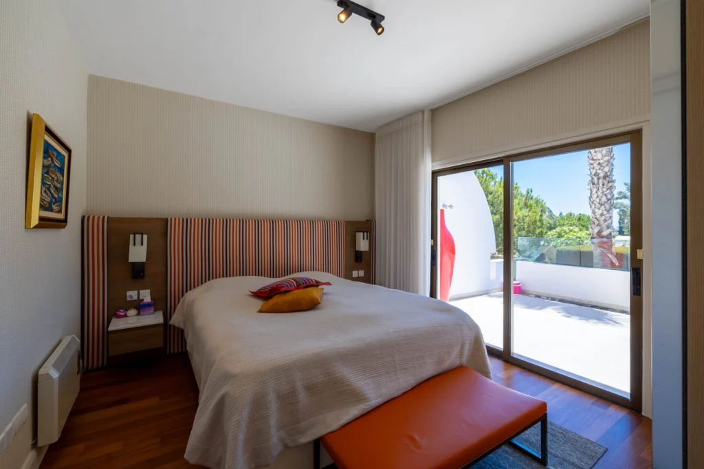 6+ Bedroom Apartment for Sale in Limassol District