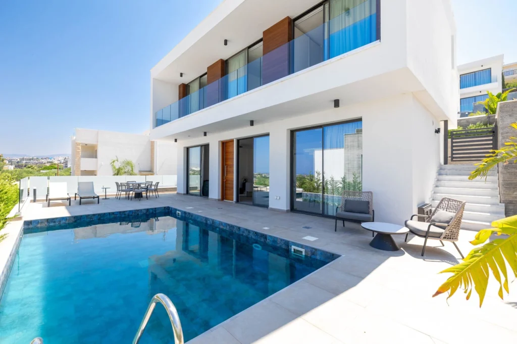 3 Bedroom House for Sale in Chlorakas, Paphos District