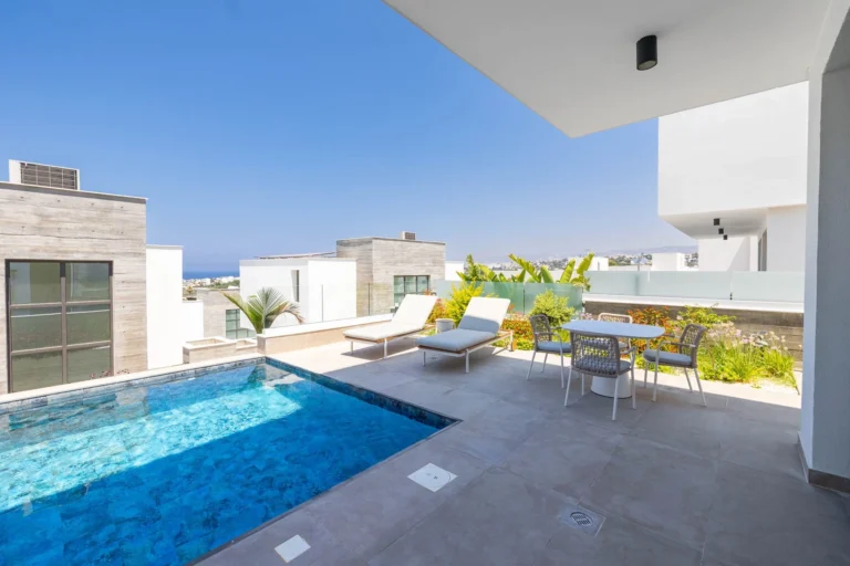 3 Bedroom House for Sale in Chlorakas, Paphos District