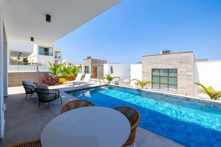 3 Bedroom House for Sale in Chlorakas, Paphos District