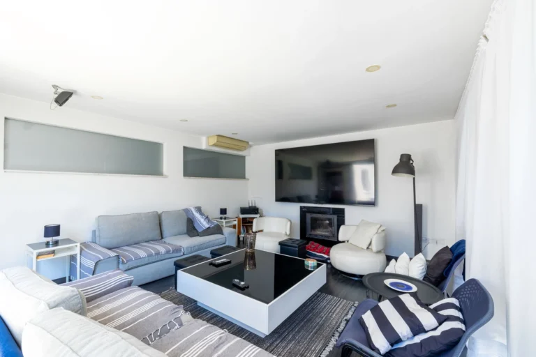 3 Bedroom House for Sale in Agios Tychonas, Limassol District