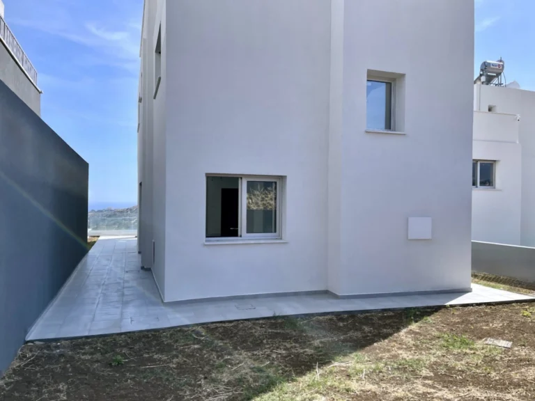 3 Bedroom House for Sale in Parekklisia, Limassol District