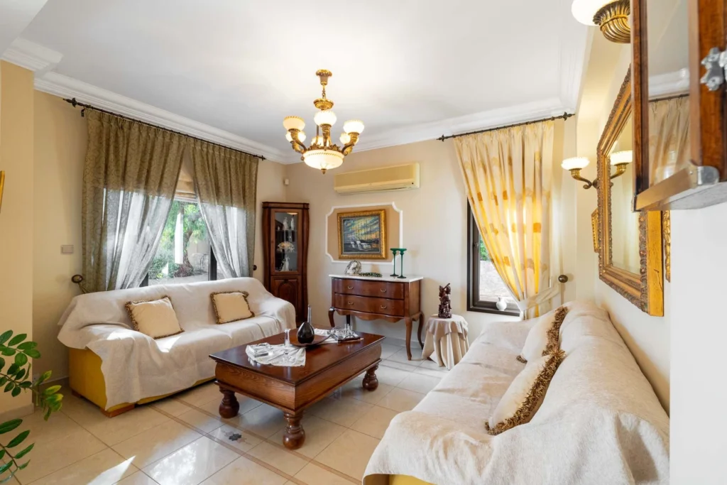 4 Bedroom House for Sale in Mosfiloti, Larnaca District