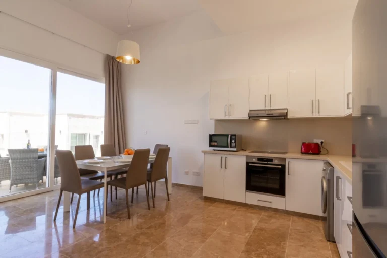 2 Bedroom Apartment for Sale in Kissonerga, Paphos District