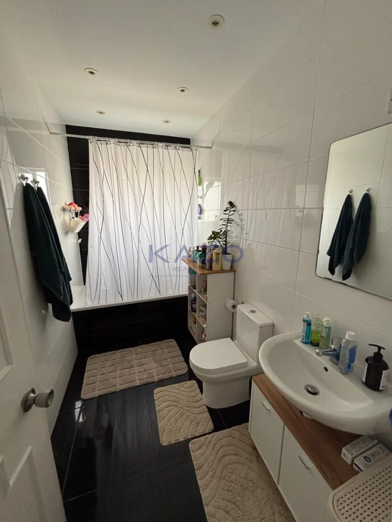 4 Bedroom Apartment for Sale in Limassol – Neapolis