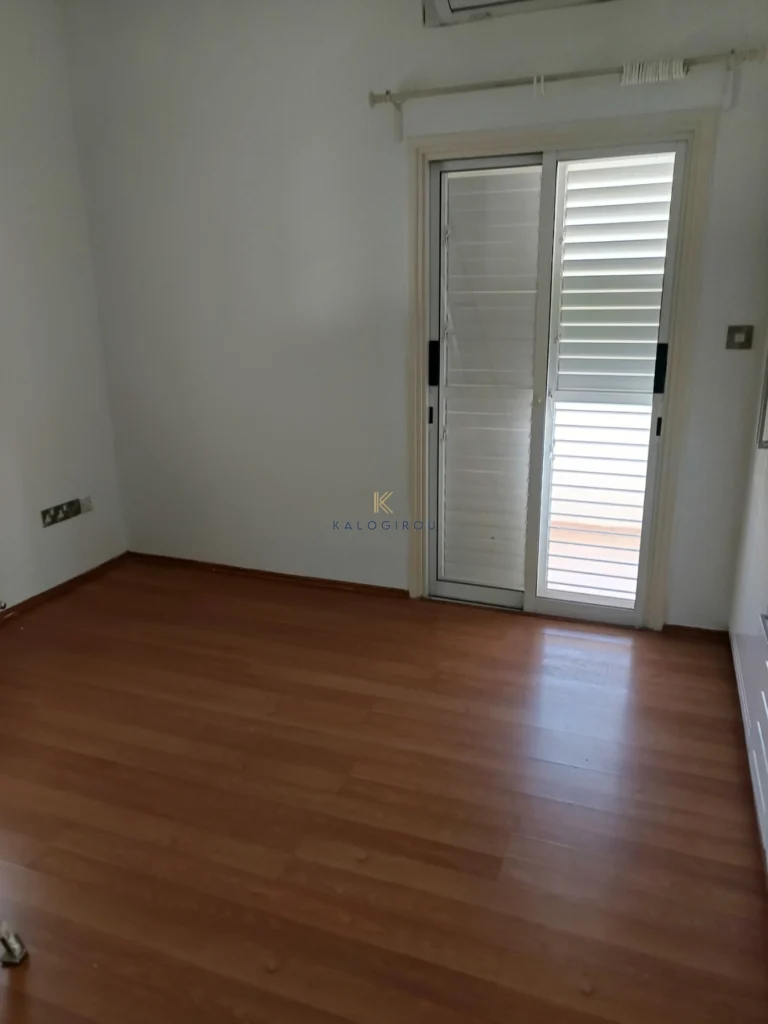 5 Bedroom House for Rent in Aradippou, Larnaca District