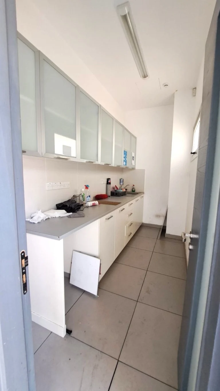 870m² Building for Rent in Agia Triada, Limassol District