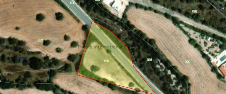 3,011m² Plot for Sale in Drymou, Paphos District