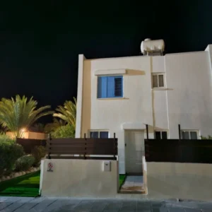 3 Bedroom House for Sale in Chlorakas, Paphos District