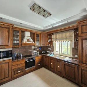 5 Bedroom House for Sale in Kissonerga, Paphos District