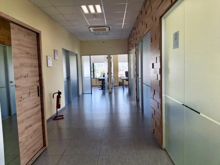Γραφείο 340m² προς ενοικίαση στην Επαρχία Λεμεσού