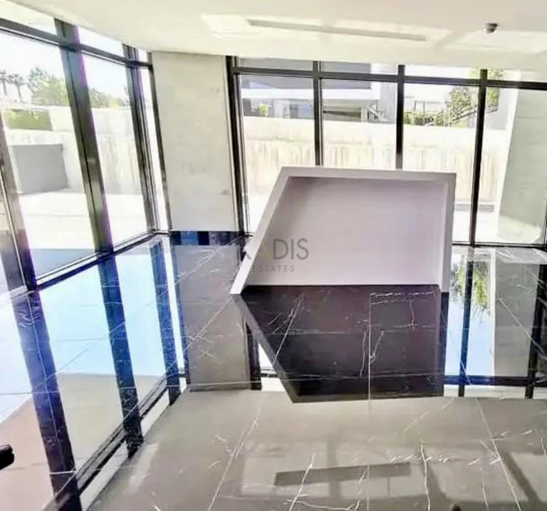 Γραφείο 340m² προς ενοικίαση στην Επαρχία Λεμεσού