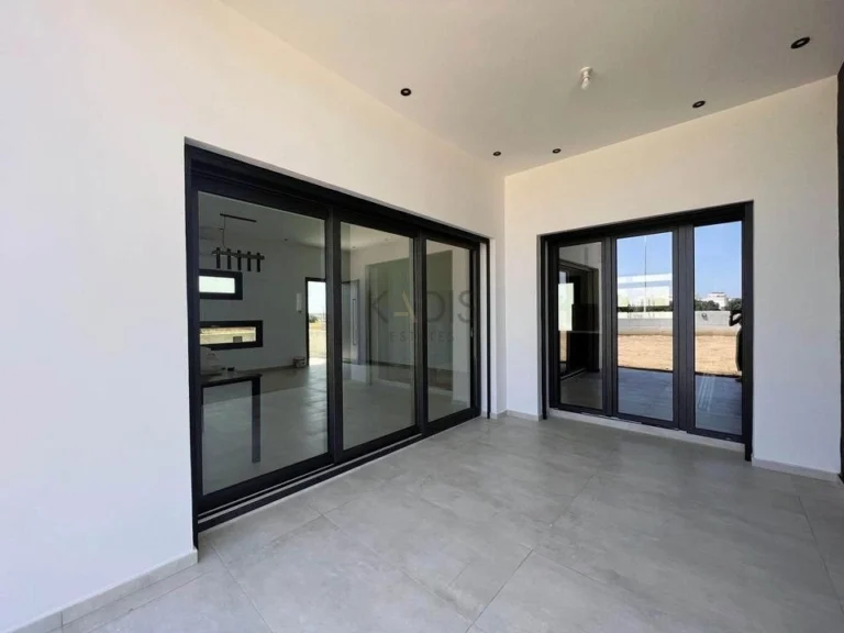 Cheap Houses and Villas for Sale Nicosia up to 300000 euro