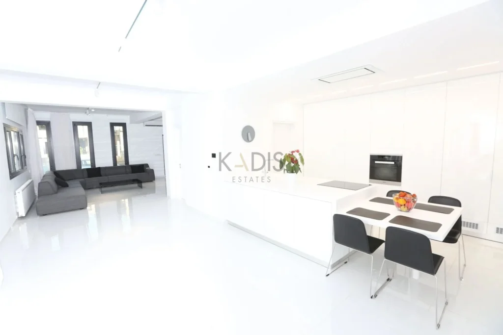 3 Bedroom House for Sale in Geri, Nicosia District