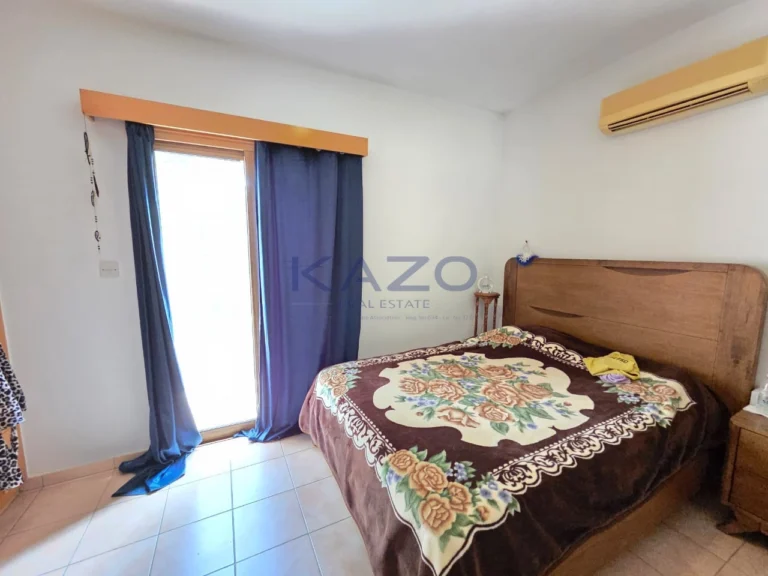 4 Bedroom House for Sale in Moniatis, Limassol District