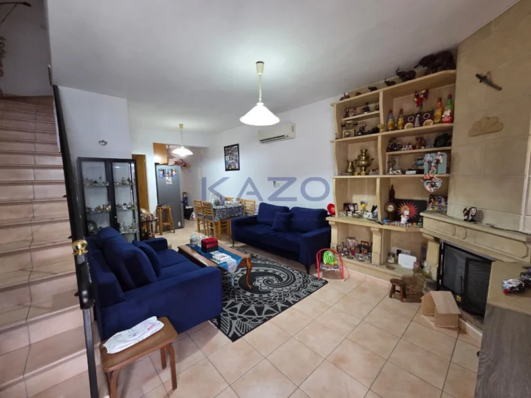 4 Bedroom House for Sale in Moniatis, Limassol District