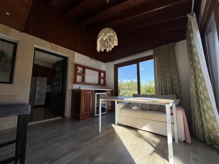 Cheap Houses and Villas for Sale Paphos up to 1000000 euro