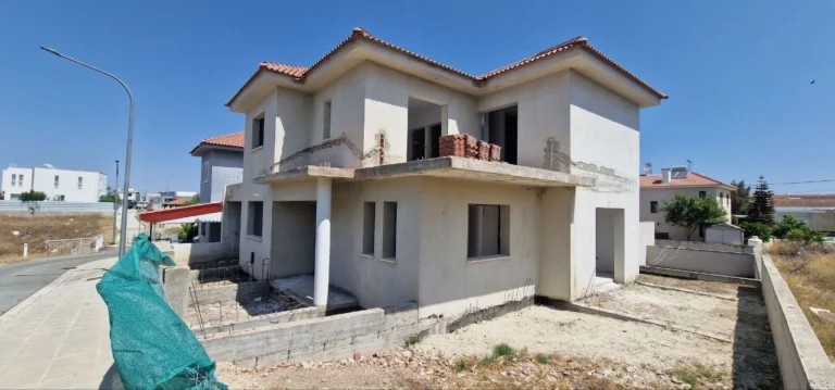 3 Bedroom House for Sale