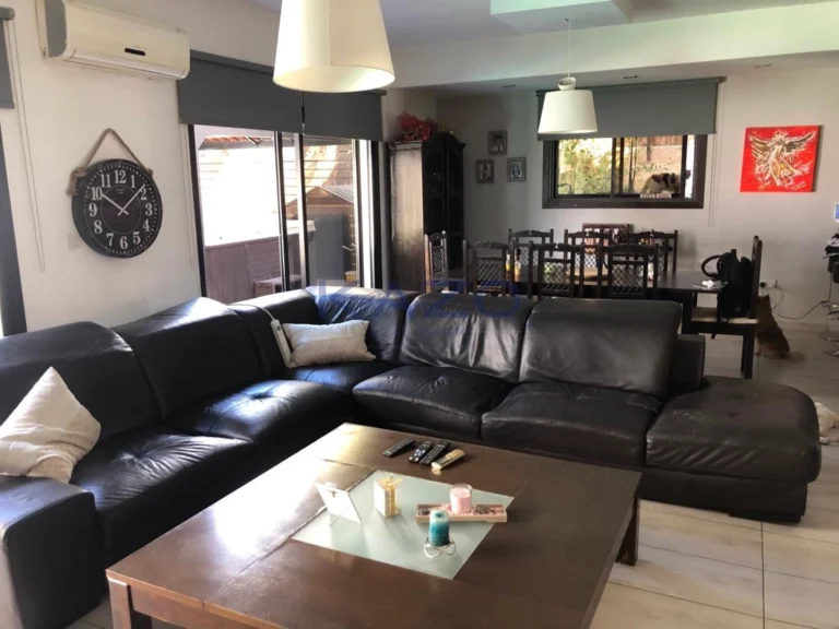 4 Bedroom House for Sale in Limassol – Agios Athanasios