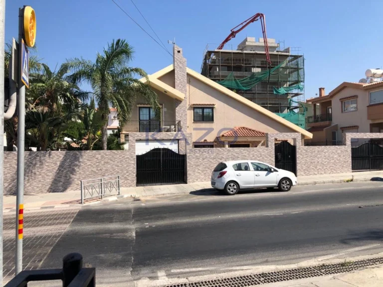 4 Bedroom House for Sale in Limassol – Agios Athanasios