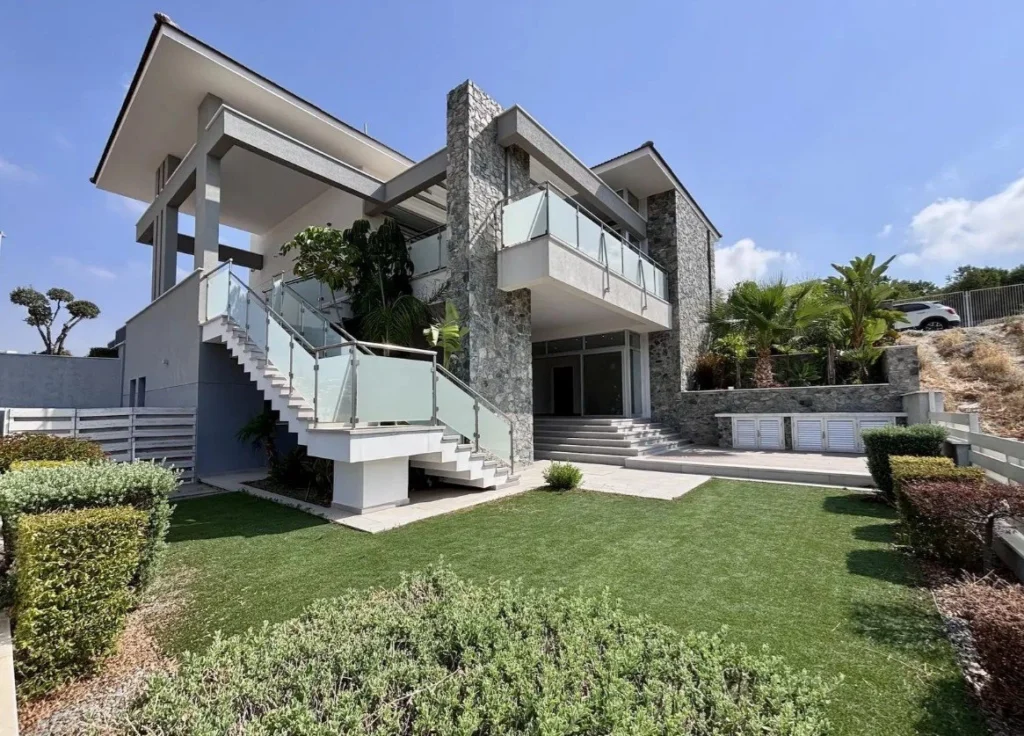 3 Bedroom House for Sale in Limassol – Agia Fyla