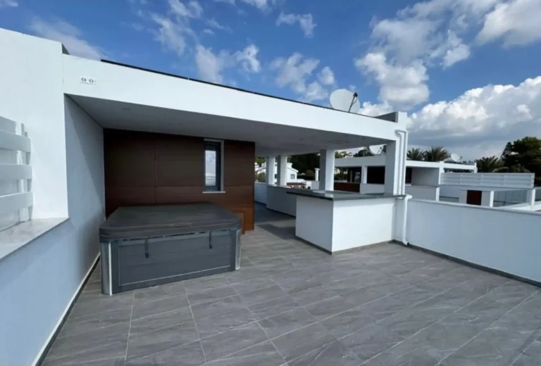 4 Bedroom House for Sale in Agios Tychonas, Limassol District