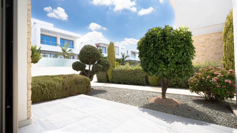 4 Bedroom House for Sale in Kissonerga, Paphos District