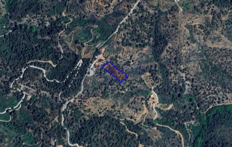 3,512m² Plot for Sale in Gerakies, Nicosia District