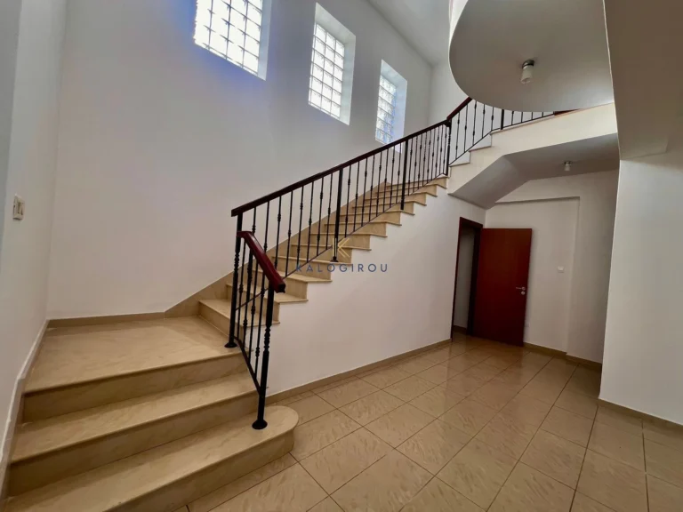 Cheap Houses and Villas for Sale Larnaca up to 500000 euro