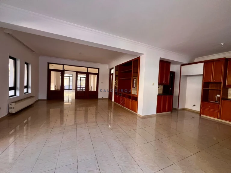 Cheap Houses and Villas for Sale Larnaca up to 500000 euro