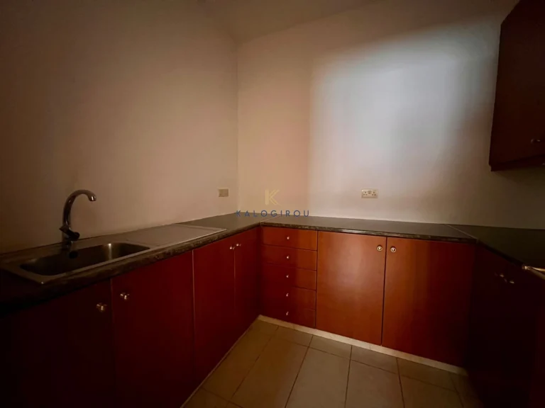 Cheap Houses and Villas for Sale Larnaca up to 500000 euro