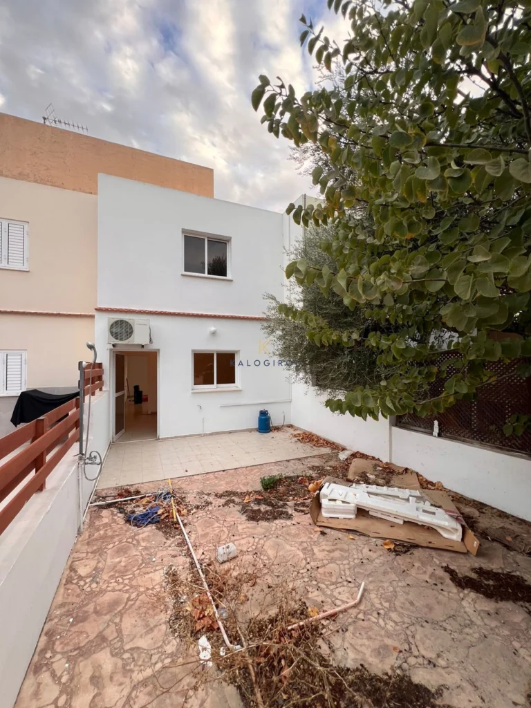 Cheap Houses and Villas for Sale Larnaca up to 200000 euro