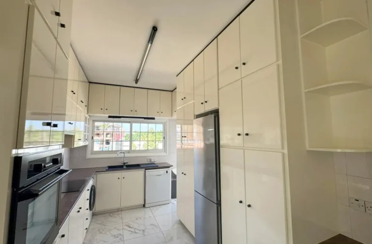 3 Bedroom Apartment for Sale in Agios Nikolaos, Larnaca District