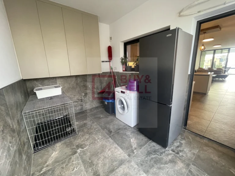 3 Bedroom Apartment for Sale in Limassol – Mesa Geitonia