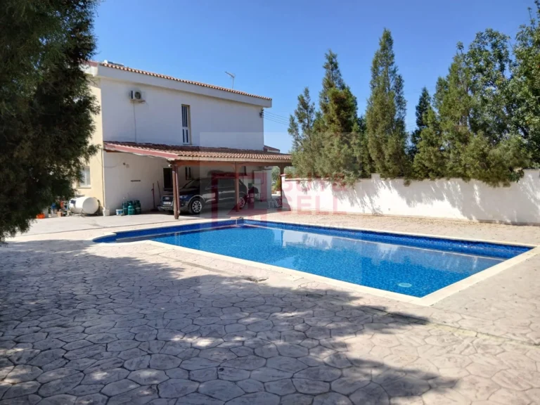 3 Bedroom House for Sale in Moni, Limassol District