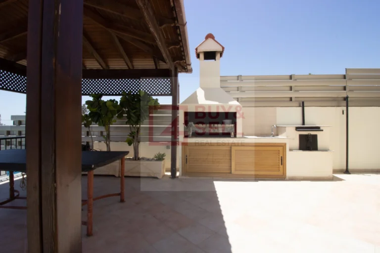 5 Bedroom House for Sale in Limassol – Agios Athanasios