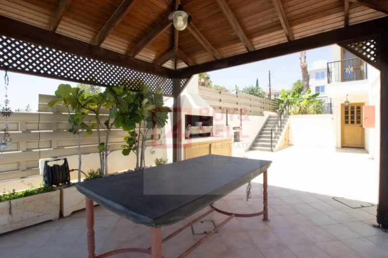 5 Bedroom House for Sale in Limassol – Agios Athanasios