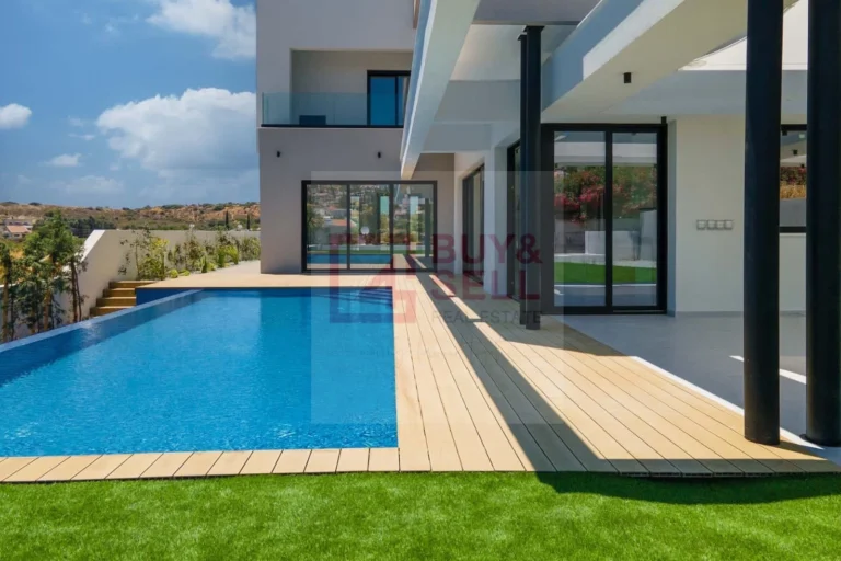 4 Bedroom House for Sale in Agios Tychonas, Limassol District