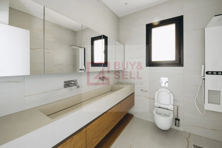 4 Bedroom House for Sale in Agios Tychonas, Limassol District