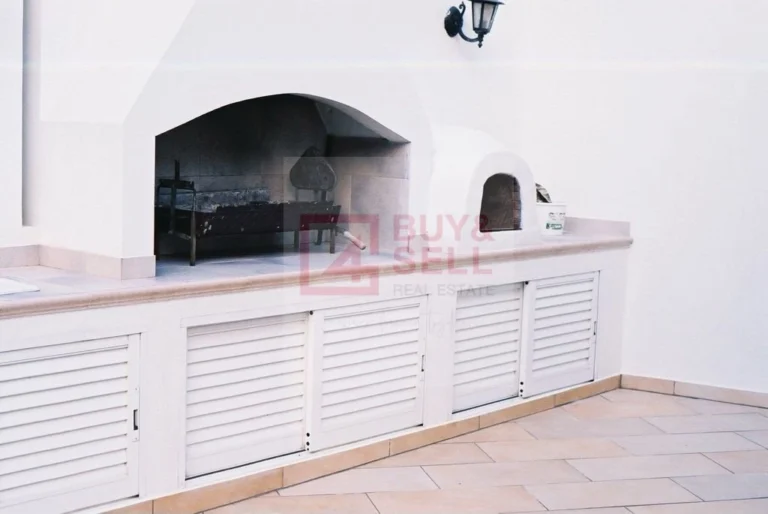 3 Bedroom House for Sale in Kapedes, Nicosia District