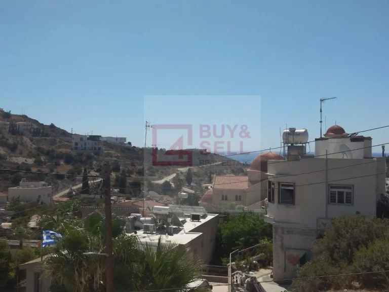 3 Bedroom House for Sale in Agios Tychonas, Limassol District